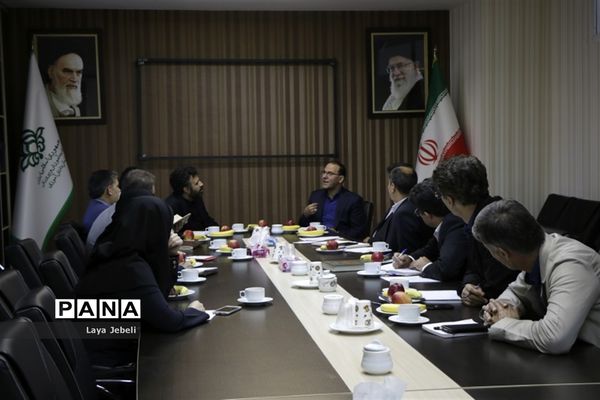 اولین شورای سیاست‌گذاری کمیته امداد امام خمینی(ره) و سازمان دانش‌آموزی