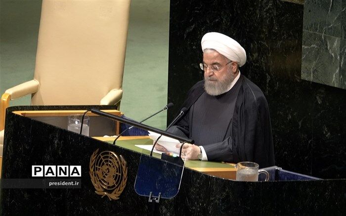 روحانی؛ پیام‌رسان مقتدر و متبسم ایران