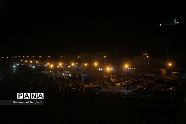 نمایشگاه هفته دفاع مقدس در قم