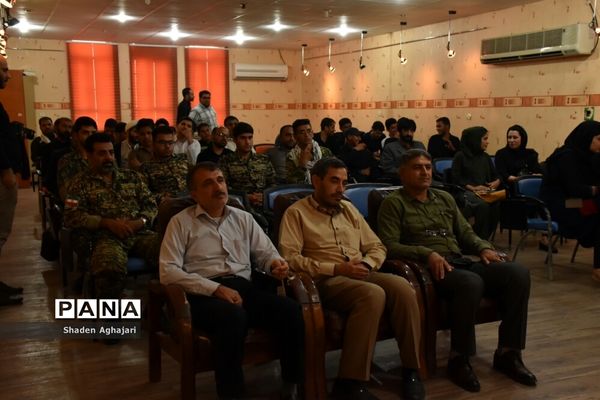 برگزاری شب شعر ایثار و مقاومت به‌مناسبت  هفته دفاع مقدس در امیدیه