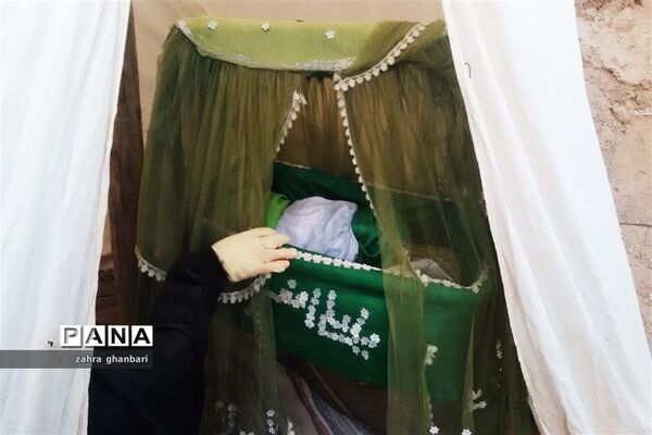 برپایی نمایشگاه خورشید بی غروب به‌مناسبت ماه محرم و هفته دفاع مقدس در نی‌ریز