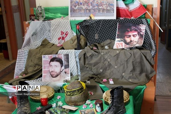 نمایشگاه هفته دفاع مقدس در آموزشگاه حضرت خدیجه(س) اسلامشهر