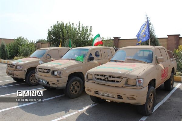 نمایشگاه هفته دفاع مقدس در آموزشگاه حضرت خدیجه(س) اسلامشهر