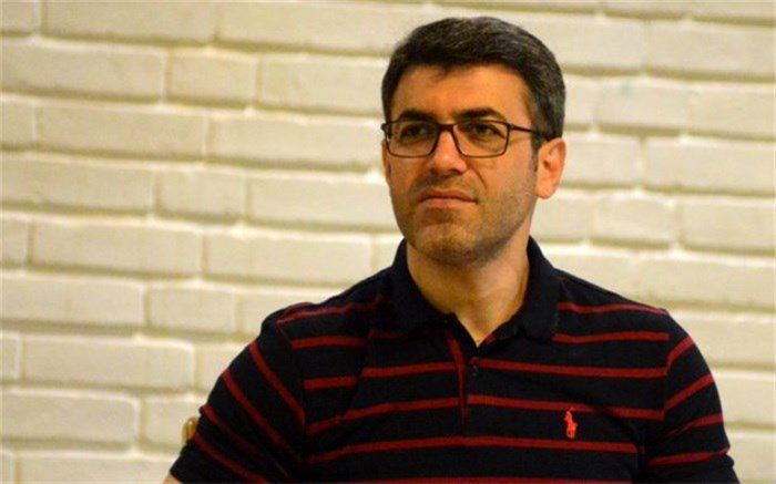 سرمربی تیم ملی وزنه‌برداری: کیانوش رستمی باید به خاطر منافع ملی روی تخته می‌رفت؛ مسئولان درباره او تصمیم‌گیری کنند