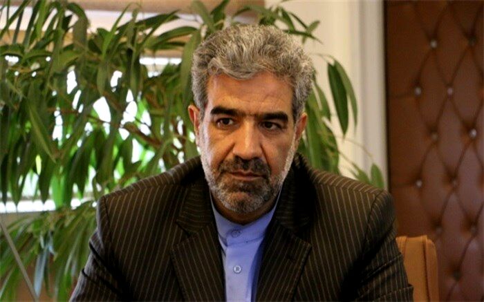 معاون توسعه مدیریت و پشتیبانی آموزش و پرورش البرز: نیروی انسانی، اساس تعلیم و تربیت است