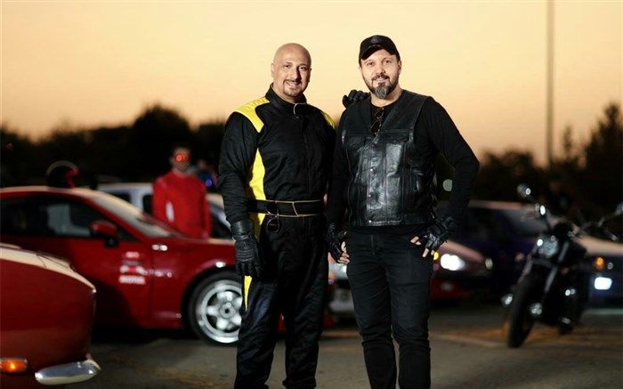 پخش برنامه تلویزیونی «دست فرمون» با اجرای «کامبیز دیرباز» از شبکه نسیم