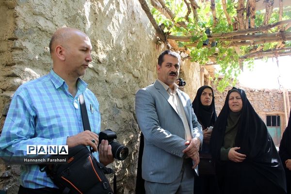 تور بازدید از روستای ملحمدره به مناسبت هفته گردشگری در همدان