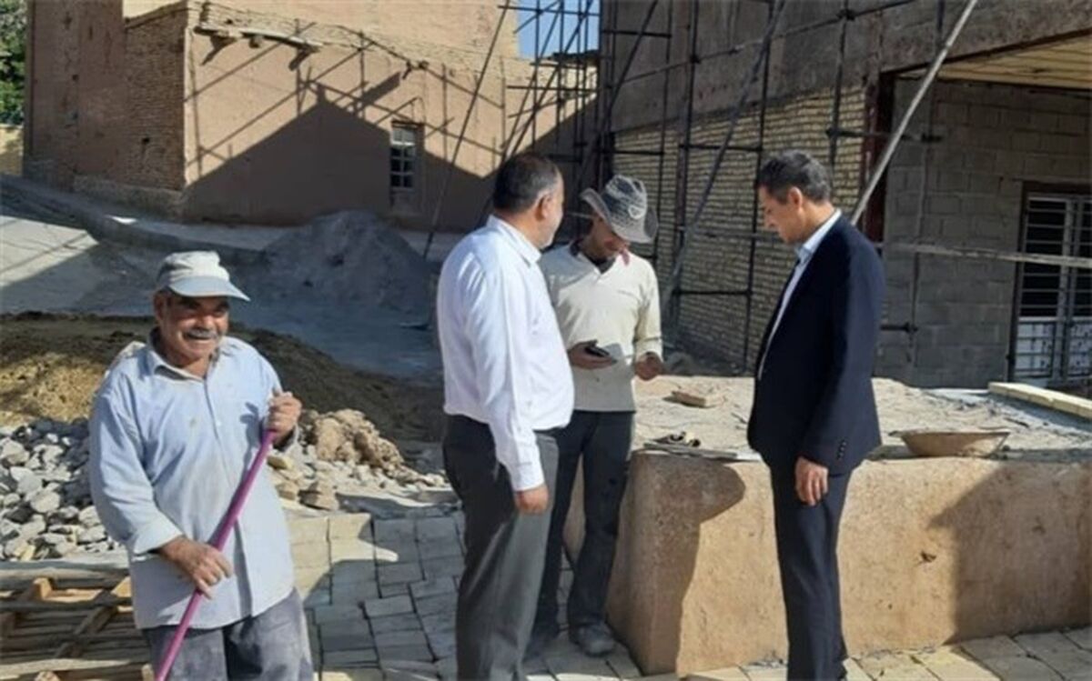 بازدید بخشدار نیر از پروژه ی عمرانی روستای بیداخوید