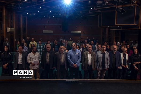 افتتاحیه هفتمین جشنواره فیلم مستقل خورشید با گرامیداشت سینمای کیانوش عیاری