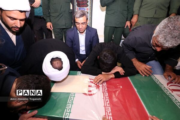 مراسم استقبال از پیکر شهید سردار پاسدار ابراهیم غلامی در جزیره کیش