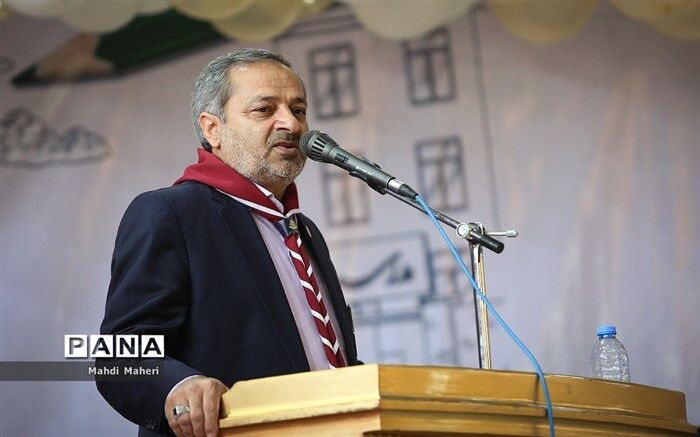 کاظمی: مهم‌ترین وظیفه آموزش‌وپرورش انتقال مهارت‌های اجتماعی و نهادینه‌سازی آن است