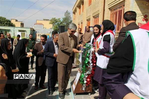 جشن عاطفه ها در دبیرستان دخترانه شاهد یاسوج