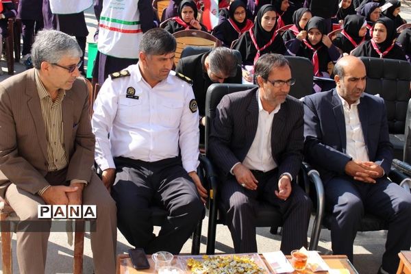 جشن عاطفه ها در دبیرستان دخترانه شاهد یاسوج