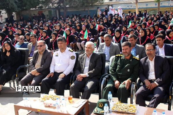 جشن عاطفه ها در دبیرستان دخترانه شاهد یاسوج