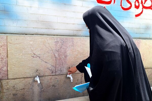 بازدید از مدرسه سعادت جهت بررسی وضعیت ایمنی و بهداشت براساس اصول آیین‌نامه بهداشت محیط مدارس