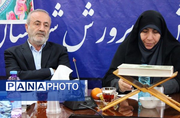 جلسه شورای آموزش و پرورش شهرستان قروه