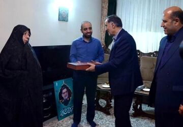 شهید نائینی‌ ‌از چهره‌های اثرگذار و ماندگار عرصه جهاد تبیین و روایت‌گری صادقانه بود