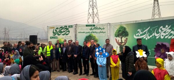 برگزاری مراسم روز درختکاری در شهرک وحدت شهرستان فردیس 