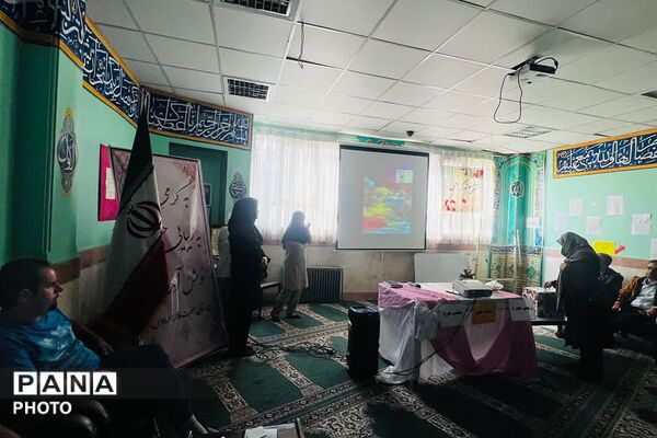  نشست انجمن اولیا و مربیان مدرسه فاطمه‌زهرا (س)