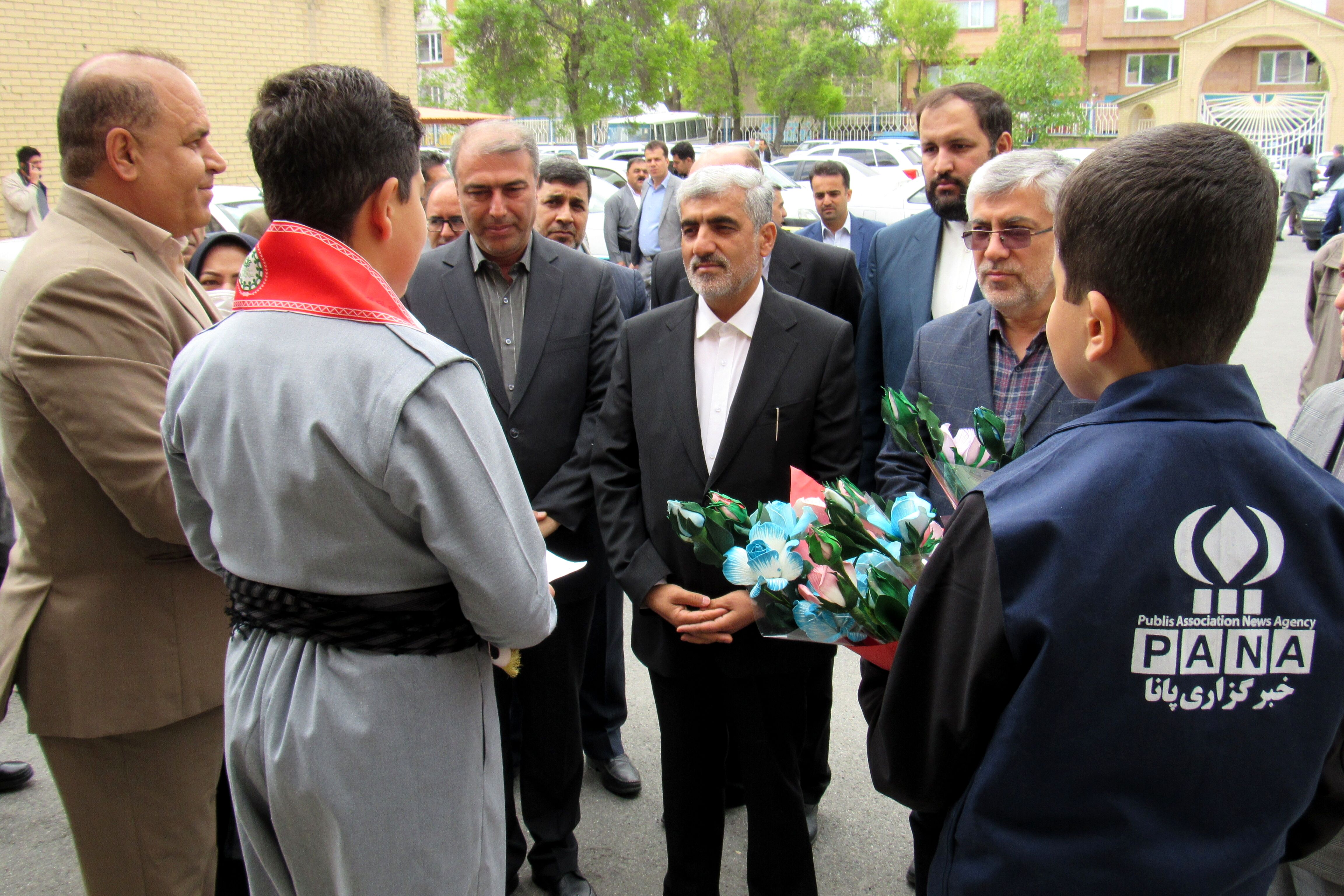 مدیرکل جدید آموزش‌وپرورش کردستان معارفه شد