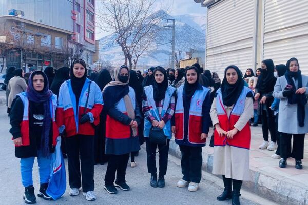 راهپیمایی یوم‌الله ۲۲بهمن با حضور گسترده مردم و نهادها در بانه