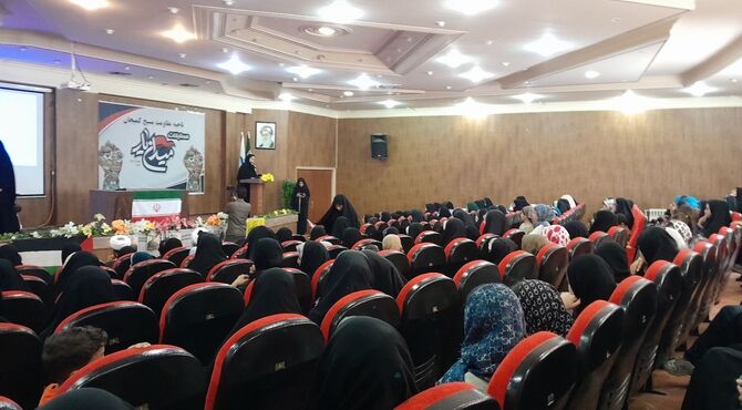 رقابت بانوان کمیجانی در مرحله شهرستانی مسابقات «میدان یار»