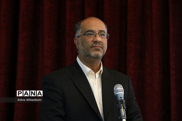 مراسم انتخابات انجمن اولیا و مربیان در مدرسه آیین روشن