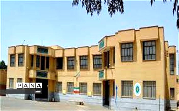 توجه بیش از حد دانش آموزان بر نمره منجر به فشارهای روانی می شود