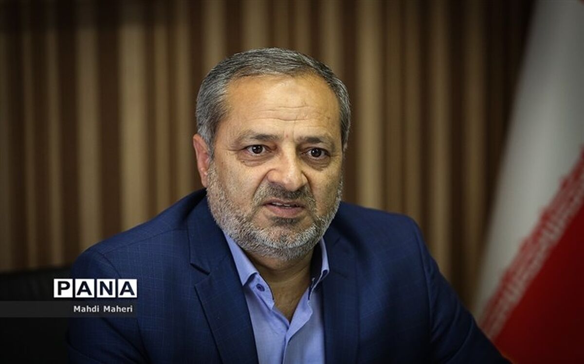 معاون پرورشی و فرهنگی آموزش و پرورش: نماز جماعت در 70 هزار مدرسه کشور اقامه می‌شود