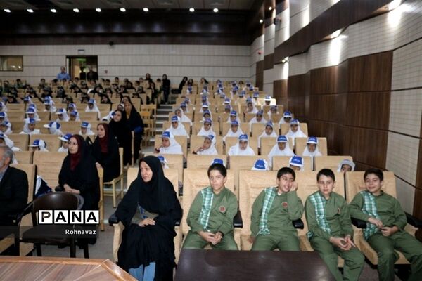 برگزاری همایش همیاران پلیس درشهرقدس