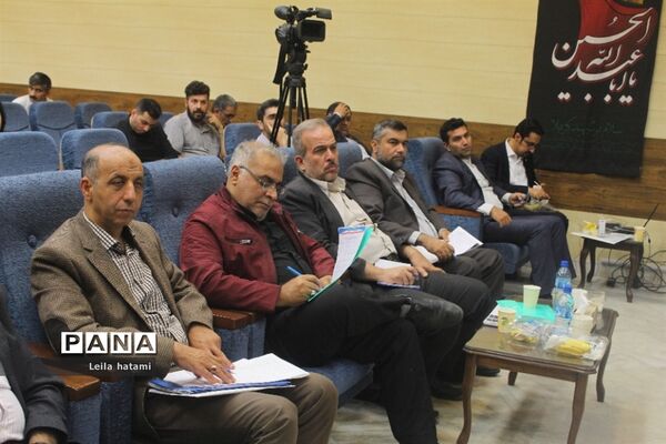 نشست خبری مدیرکل دامپزشکی استان آذربایجان شرقی