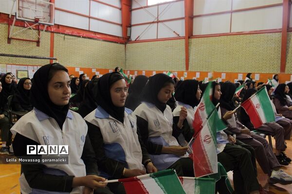مراسم زنگ هفته بهداشت روان در دبیرستان شهید برون بری تبریز