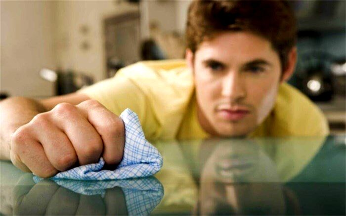 ۱۰ نشانه وسواس نظافت و تمیزی را بشناسید