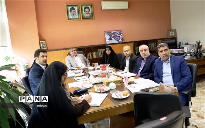 فولادوند: شعار معاونت متوسطه آموزش، نظارت و کیفیت باشد