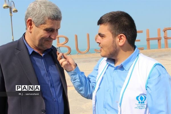 توزیع تجهیزات طرح کنترل و کاهش آسیب‌های اجتماعی مدارس استان بوشهر