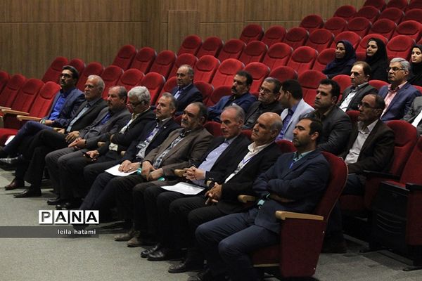 همایش معاونان تولیدات گیاهی و مدیران باغبانی سراسر کشور