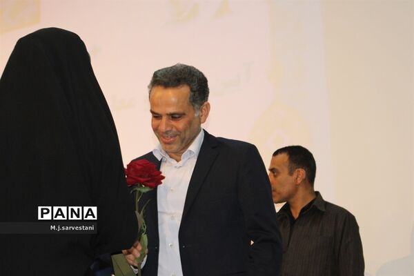 تکریم و معارفه مدیران کل آموزش و پرورش استان بوشهر