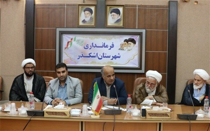 فرماندار اشکذر:همگرایی شوراهای اسلامی جهت پیگیری مسائل کلان شهرستان ضروری است