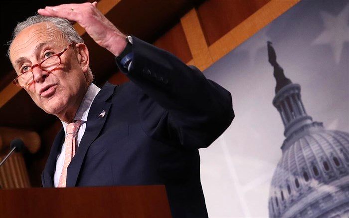 انتقاد شومر از سیاست های خارجی ترامپ