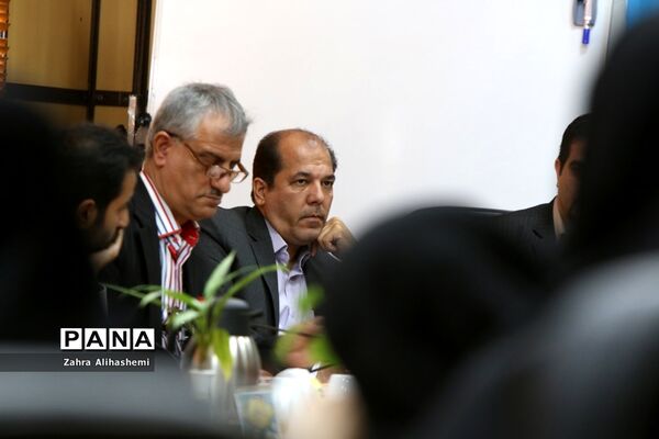 نشست مدیران سازمان دانش‌آموزی مناطق 19گانه شهر تهران و اداره استثنایی