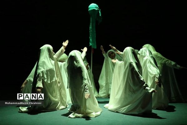 نمایش «نای و نی» در همدان