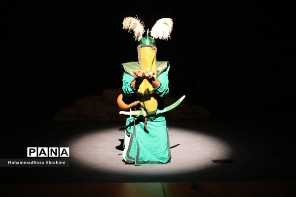 نمایش «نای و نی» در همدان