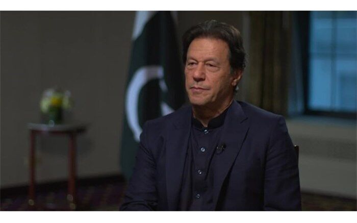 عمران خان وارد تهران شد