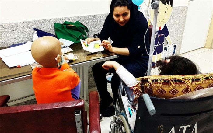 گزارشی از نحوه آموزش به کودکان مبتلا به سرطان