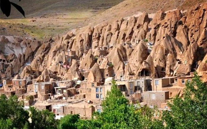 مدیرکل میراث فرهنگی آذربایجان شرقی: زیرساخت های گردشگری روستای تاریخی کندوان در آستانه تکمیل است