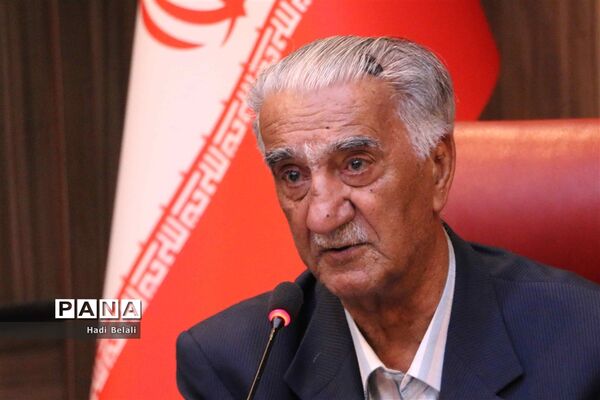 نشست خیرین حامی دانش‌آموزان بازمانده از تحصیل شهرستان‌های استان تهران