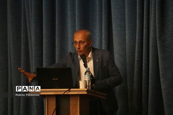 کنگره سراسری رویکرد پزشکی ورزشی در آسیب و سمینار تازه‌های علوم ورزشی