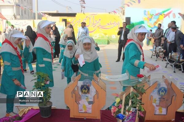 جشن عاطفه‌ها در مدارس شهرستان  دشتستان