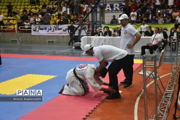 مسابقات سوپرفایت با حضور قهرمانان ایران و روسیه