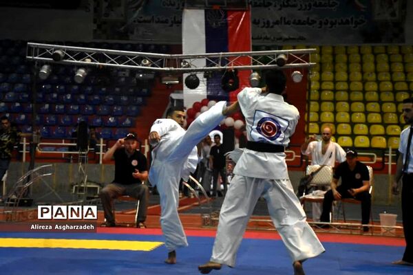 مسابقات سوپرفایت با حضور قهرمانان ایران و روسیه